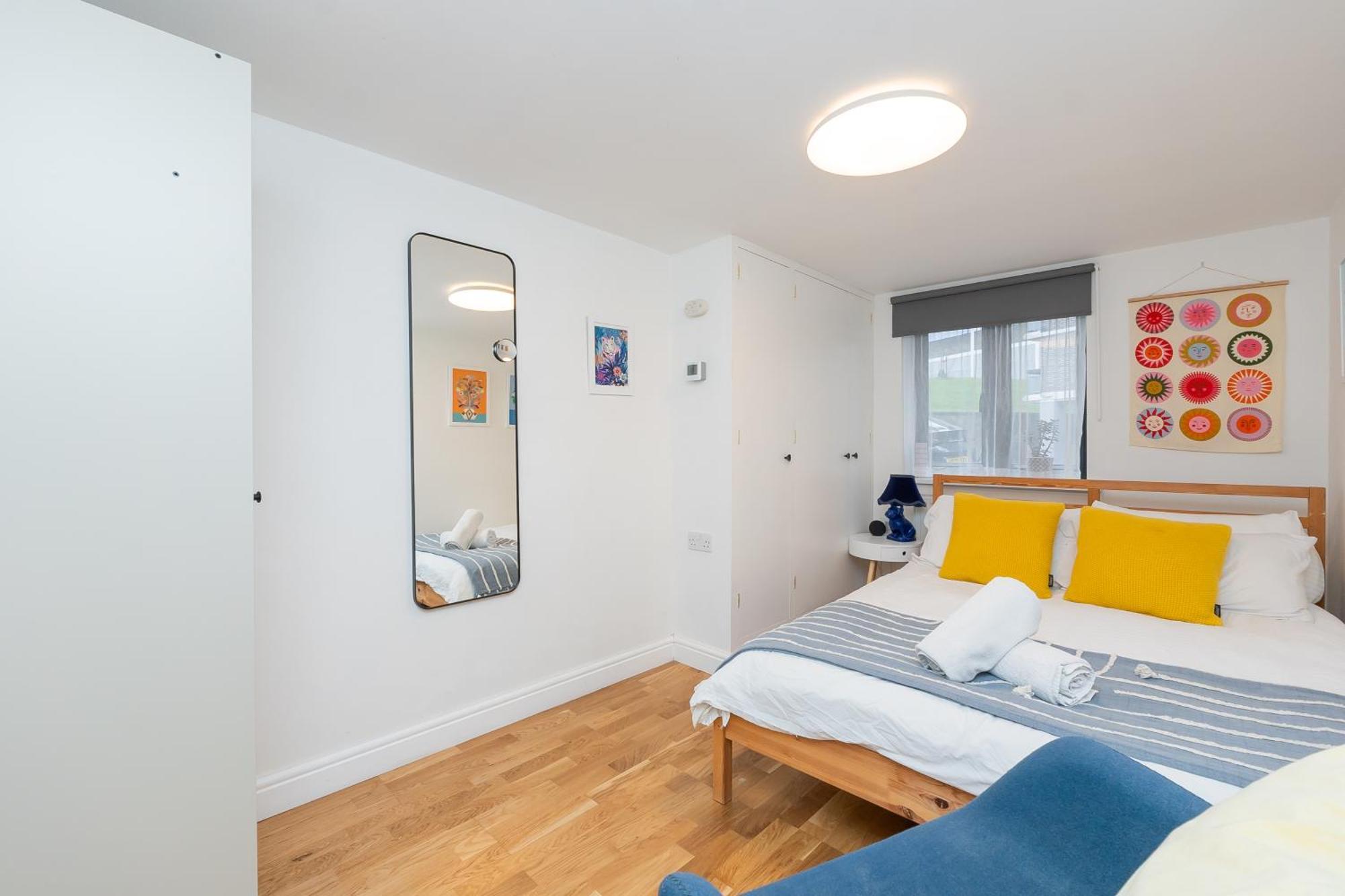 The Old Wire Factory - 2 Bed, Close To City Centre, Fast Wifi, Comfortable Home From Home Бристоль Экстерьер фото