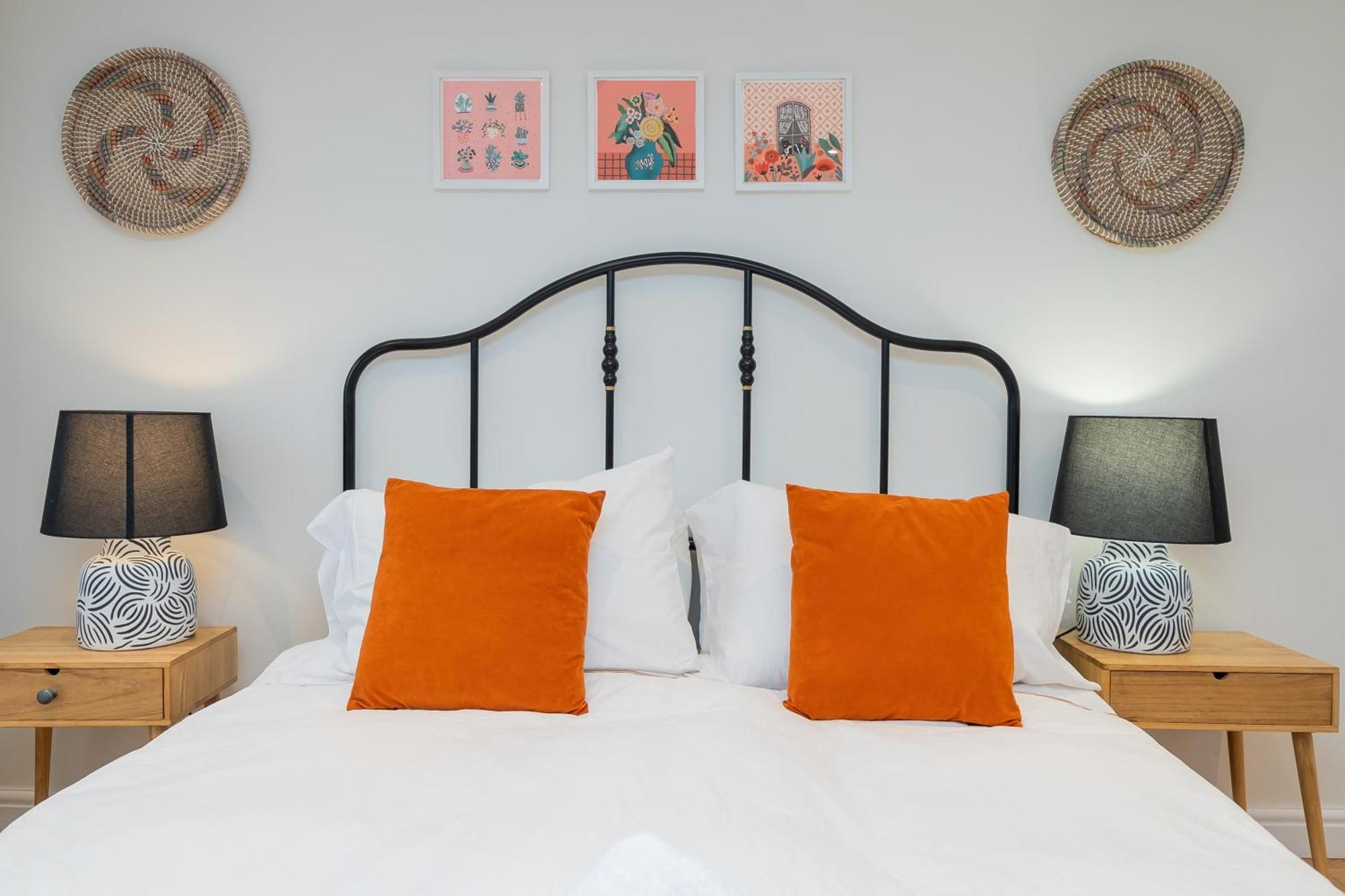 The Old Wire Factory - 2 Bed, Close To City Centre, Fast Wifi, Comfortable Home From Home Бристоль Экстерьер фото